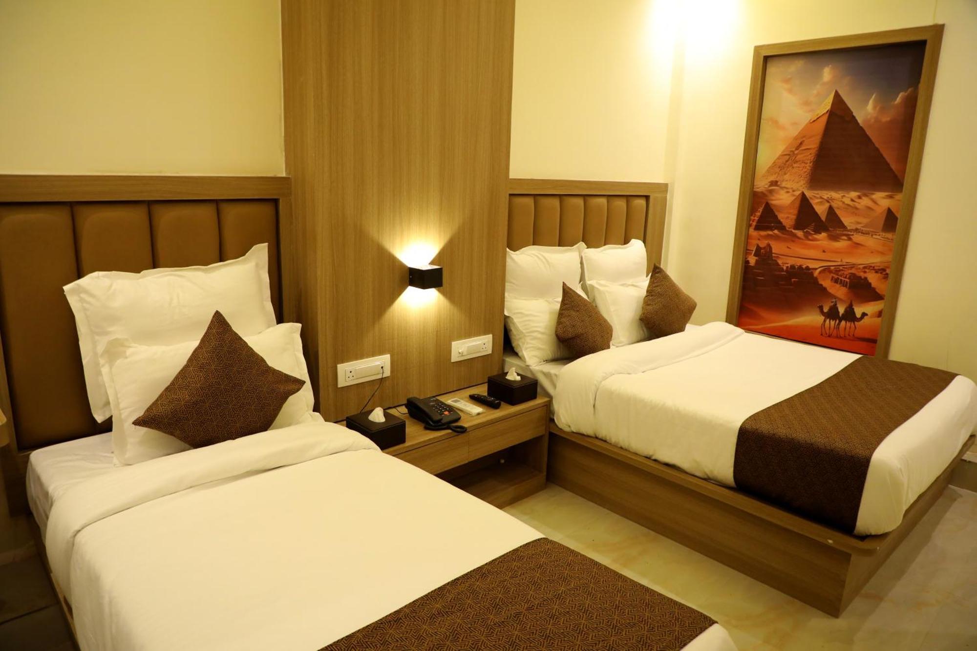 Hotel Bellamont Mumbai Exterior photo